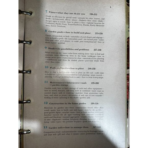 Vintage First Edition of Better Homes & Gardens Garden Book Copyright 1951 - Picture 8 of 9